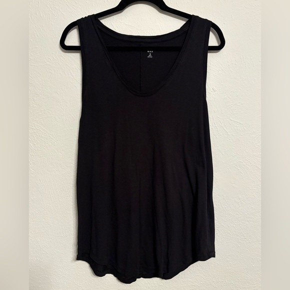 GAP Tops - GAP Black Tank Top